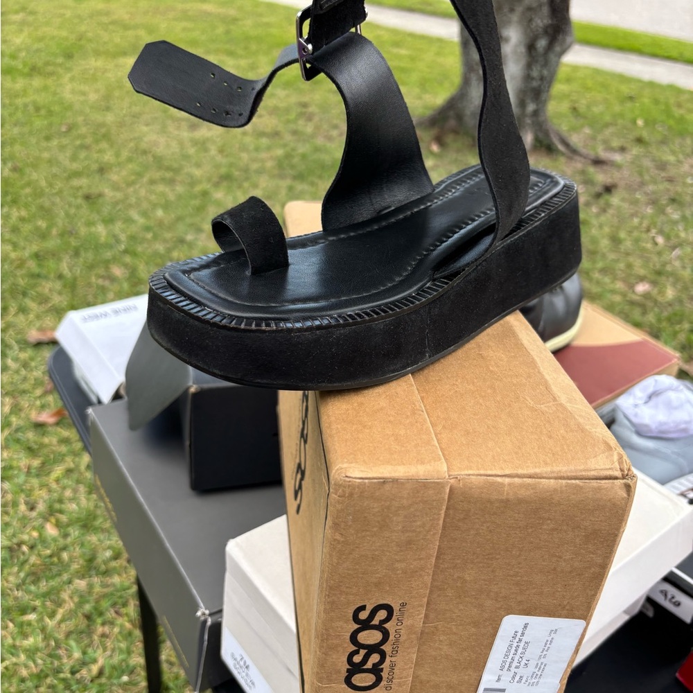Black Platform Sandals